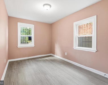 5053 Benning Road Se - Photo Thumbnail 9