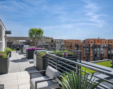 950 3rd Street Nw - Photo Thumbnail 16