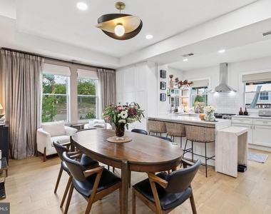 200 Cromwell Terrace Ne - Photo Thumbnail 10