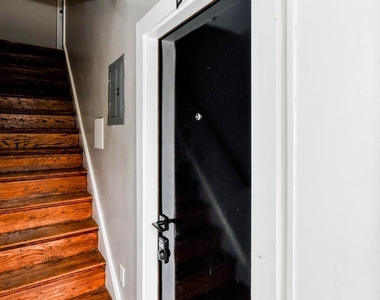 1825 Providence Street Ne - Photo Thumbnail 25