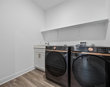 6513 Cliff Rose Dr - Photo Thumbnail 17