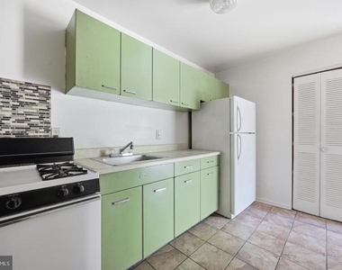 1303 Congress Street Se - Photo Thumbnail 10