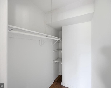 1303 Congress Street Se - Photo Thumbnail 17