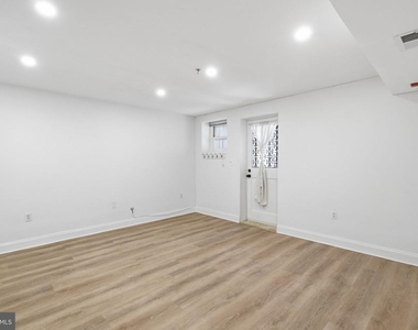 1729 Church Street Nw - Photo Thumbnail 5