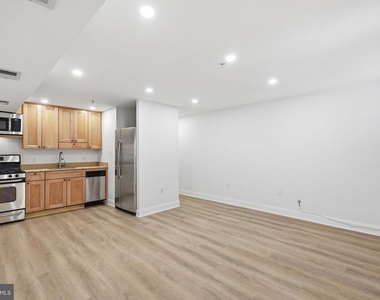 1729 Church Street Nw - Photo Thumbnail 2