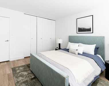 340 East 34th Street - Photo Thumbnail 3