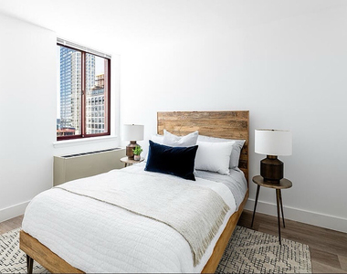 444 West 35th Street - Photo Thumbnail 2