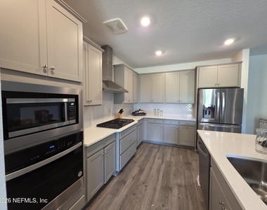 452 Cherry Elm Drive - Photo Thumbnail 3