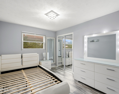 3255 Kegler Drive - Photo Thumbnail 14
