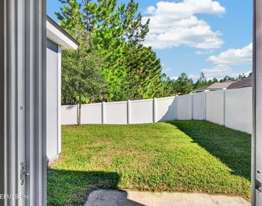 15667 Strawberry Roan Court - Photo Thumbnail 33