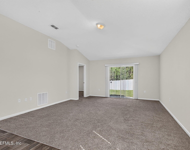 15667 Strawberry Roan Court - Photo Thumbnail 14