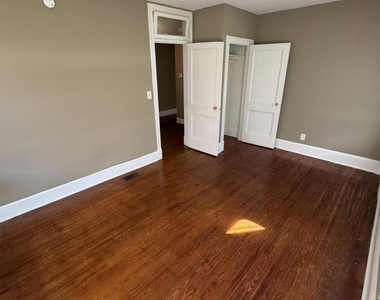 2799 Selma Street - Photo Thumbnail 2