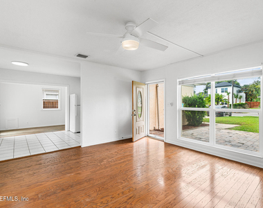 802 4th Avenue N - Photo Thumbnail 3