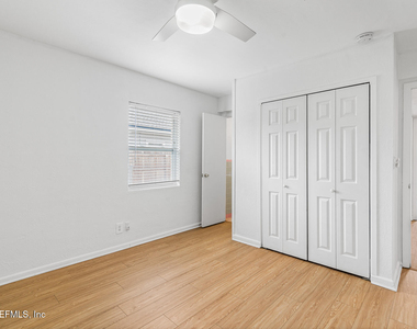 802 4th Avenue N - Photo Thumbnail 14
