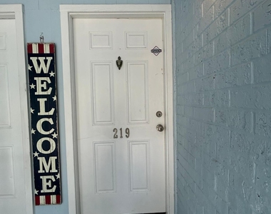 3434 Blanding Boulevard - Photo Thumbnail 1
