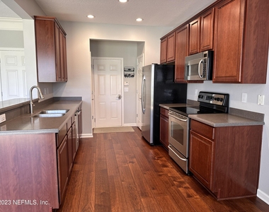 8398 Cannonwood Lane - Photo Thumbnail 3