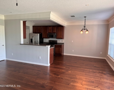 8398 Cannonwood Lane - Photo Thumbnail 9