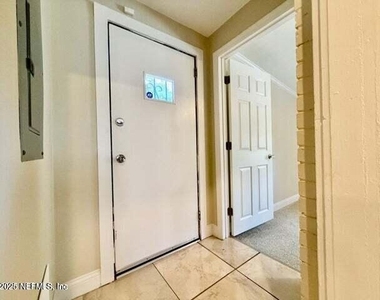 4518 Astral Street - Photo Thumbnail 17