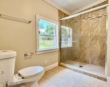 4518 Astral Street - Photo Thumbnail 13