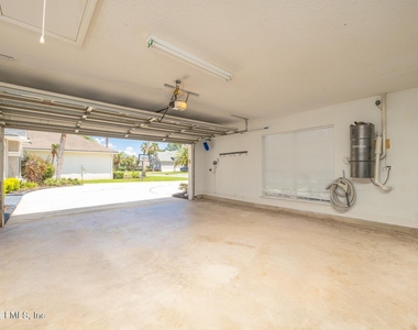 1852 Hickory Trace Drive - Photo Thumbnail 45