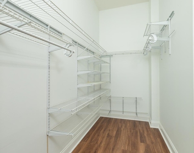 1852 Hickory Trace Drive - Photo Thumbnail 31