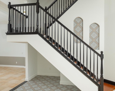 1852 Hickory Trace Drive - Photo Thumbnail 5