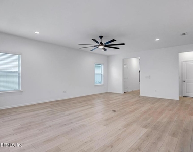 442 Stargaze Lane - Photo Thumbnail 6