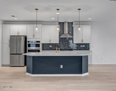 442 Stargaze Lane - Photo Thumbnail 7