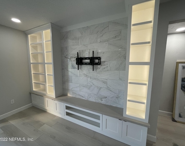 600 Domenico Circle - Photo Thumbnail 16