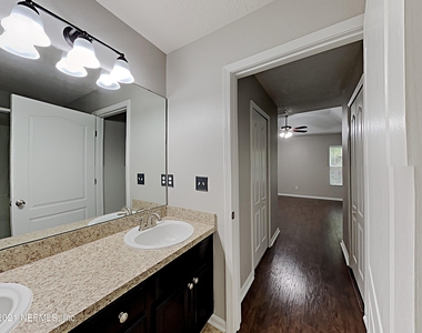 6449 Rolling Tree Street - Photo Thumbnail 10
