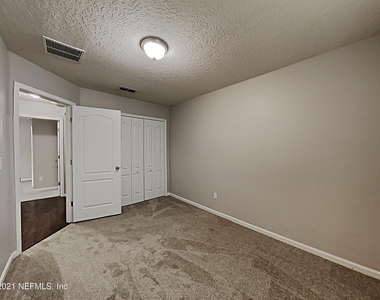 6449 Rolling Tree Street - Photo Thumbnail 13