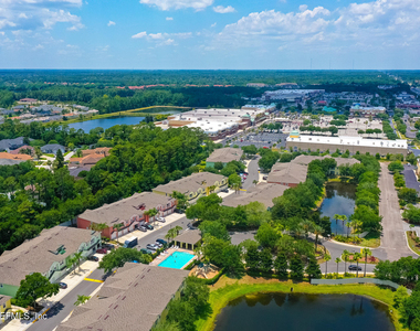 13792 Herons Landing Way - Photo Thumbnail 1