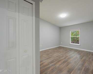 13792 Herons Landing Way - Photo Thumbnail 17