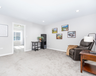 1035 Gillespie Lane - Photo Thumbnail 14