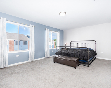1035 Gillespie Lane - Photo Thumbnail 15