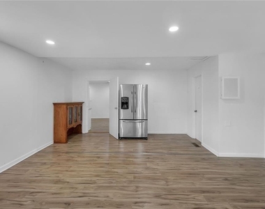 1242 Cooper Road - Photo Thumbnail 34
