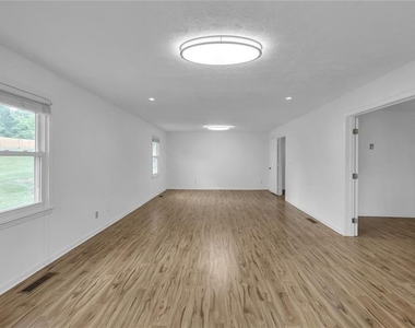 1242 Cooper Road - Photo Thumbnail 17