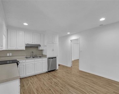 1242 Cooper Road - Photo Thumbnail 32