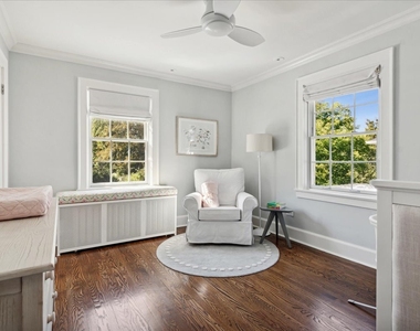 1094 Pine Street - Photo Thumbnail 14