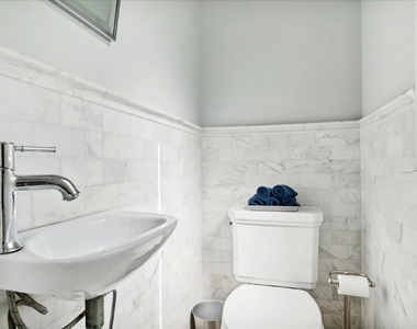 1094 Pine Street - Photo Thumbnail 10