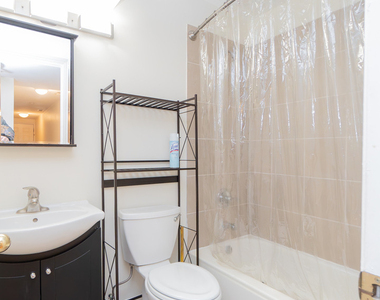 822 S Bishop Street - Photo Thumbnail 7