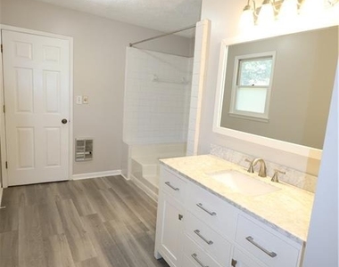 185 White Pines Drive - Photo Thumbnail 30