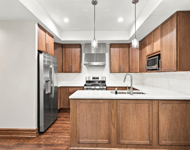 5847 N Magnolia Avenue - Photo Thumbnail 6