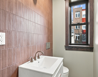 5847 N Magnolia Avenue - Photo Thumbnail 9