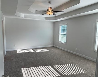 204 Strawberry Lane - Photo Thumbnail 15