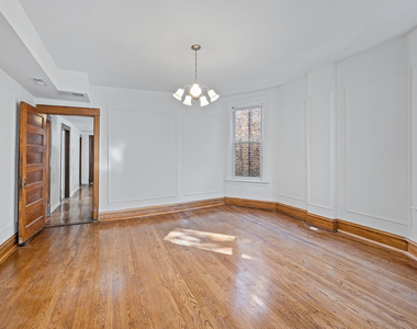 3122 W Fullerton Street - Photo Thumbnail 5