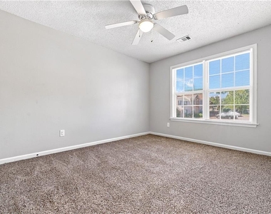 36 Highoak Drive Ne - Photo Thumbnail 10