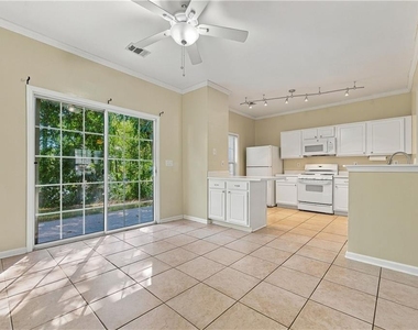 36 Highoak Drive Ne - Photo Thumbnail 6