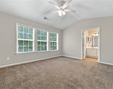 36 Highoak Drive Ne - Photo Thumbnail 13
