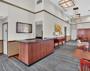 401 E Ontario Street - Photo Thumbnail 36